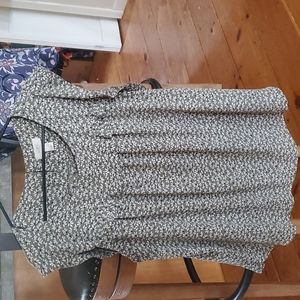 XL Loft Outlet Flutter Sleeve Blouse